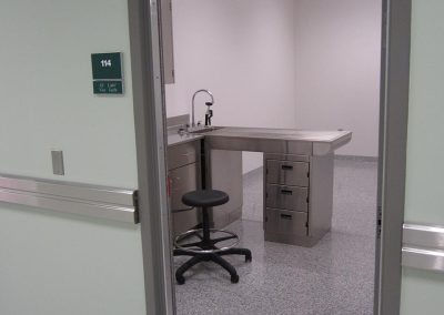 Binghamton University R&D Pharmacy gallery image (8)